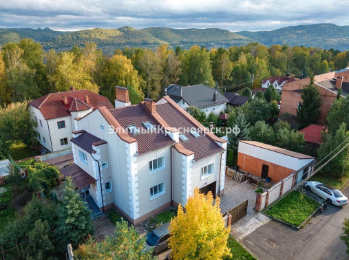 Уютный дом в п.Горный цена 28000000.00