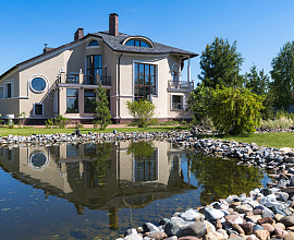 Коттедж с собственным парком район 