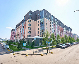 4 - комнатная квартира ул.Петра Ломако